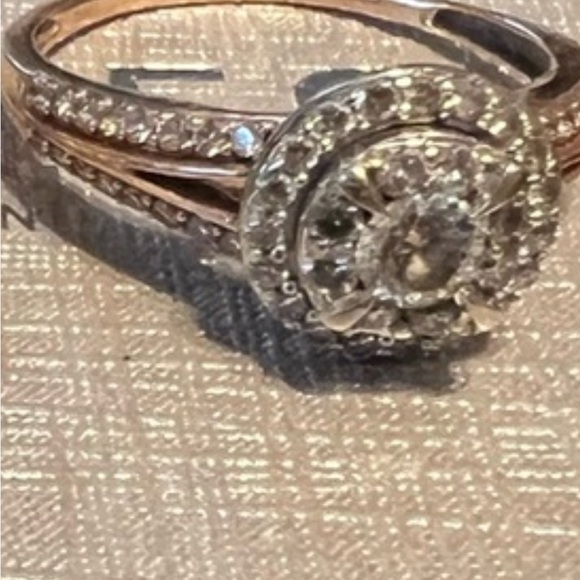 Beautiful wedding ring with add ons. Rose gold and diamonds - Picture 12 of 12
